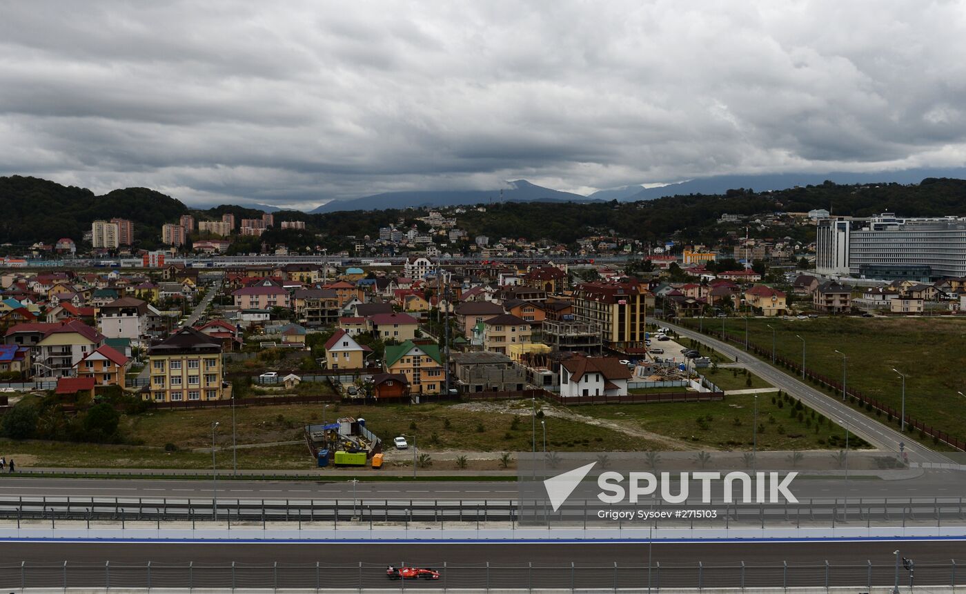 Auto racing. Formula-1. Russian Grand Prix. Free practice