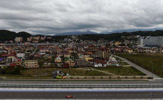 Auto racing. Formula-1. Russian Grand Prix. Free practice