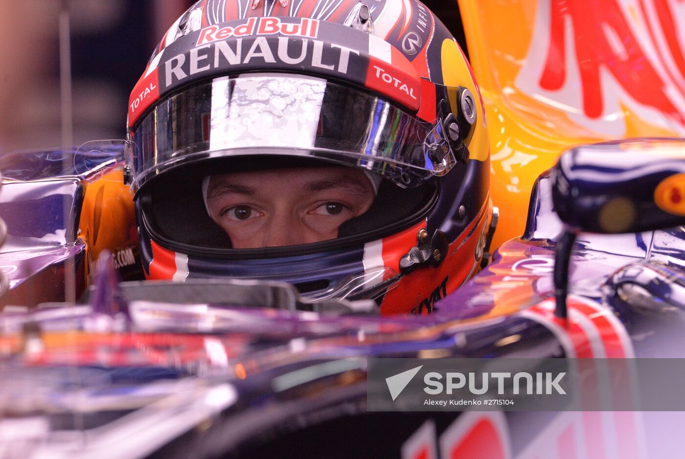 Auto racing. Formula-1. Russian Grand Prix. Free practice