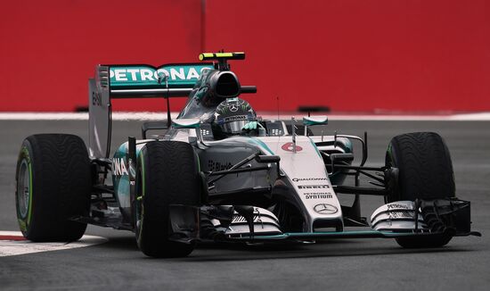 Auto racing. Formula-1. Russian Grand Prix. Free practice