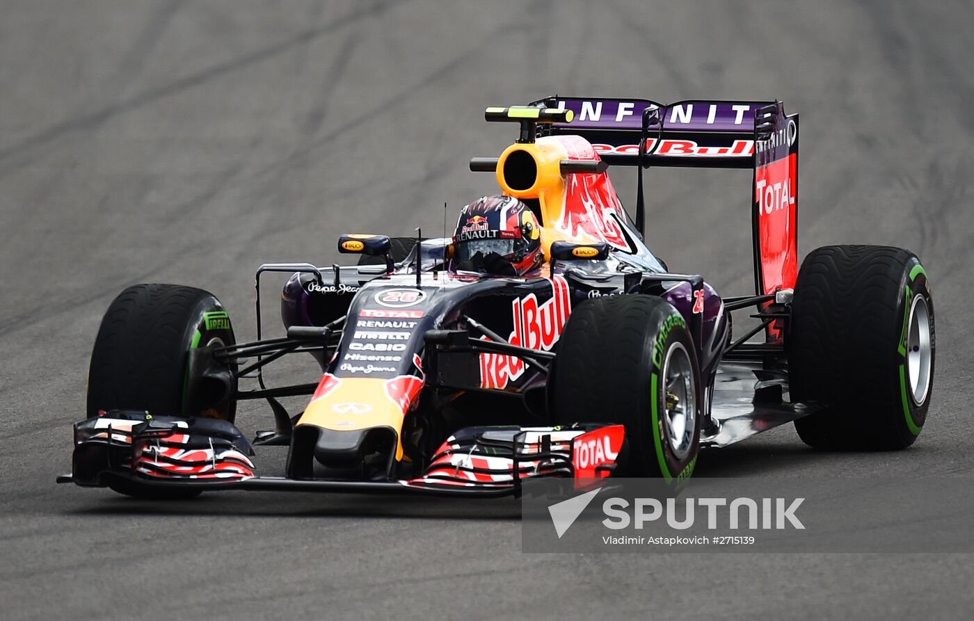 Auto racing. Formula-1. Russian Grand Prix. Free practice