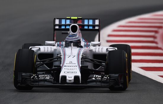 Auto racing. Formula-1. Russian Grand Prix. Free practice