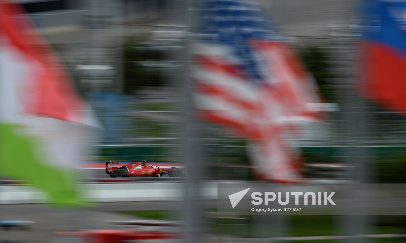 Auto racing. Formula-1. Russian Grand Prix. Free practice