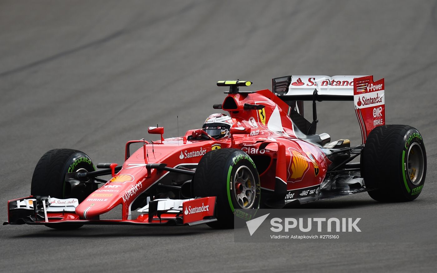 Auto racing. Formula-1. Russian Grand Prix. Free practice