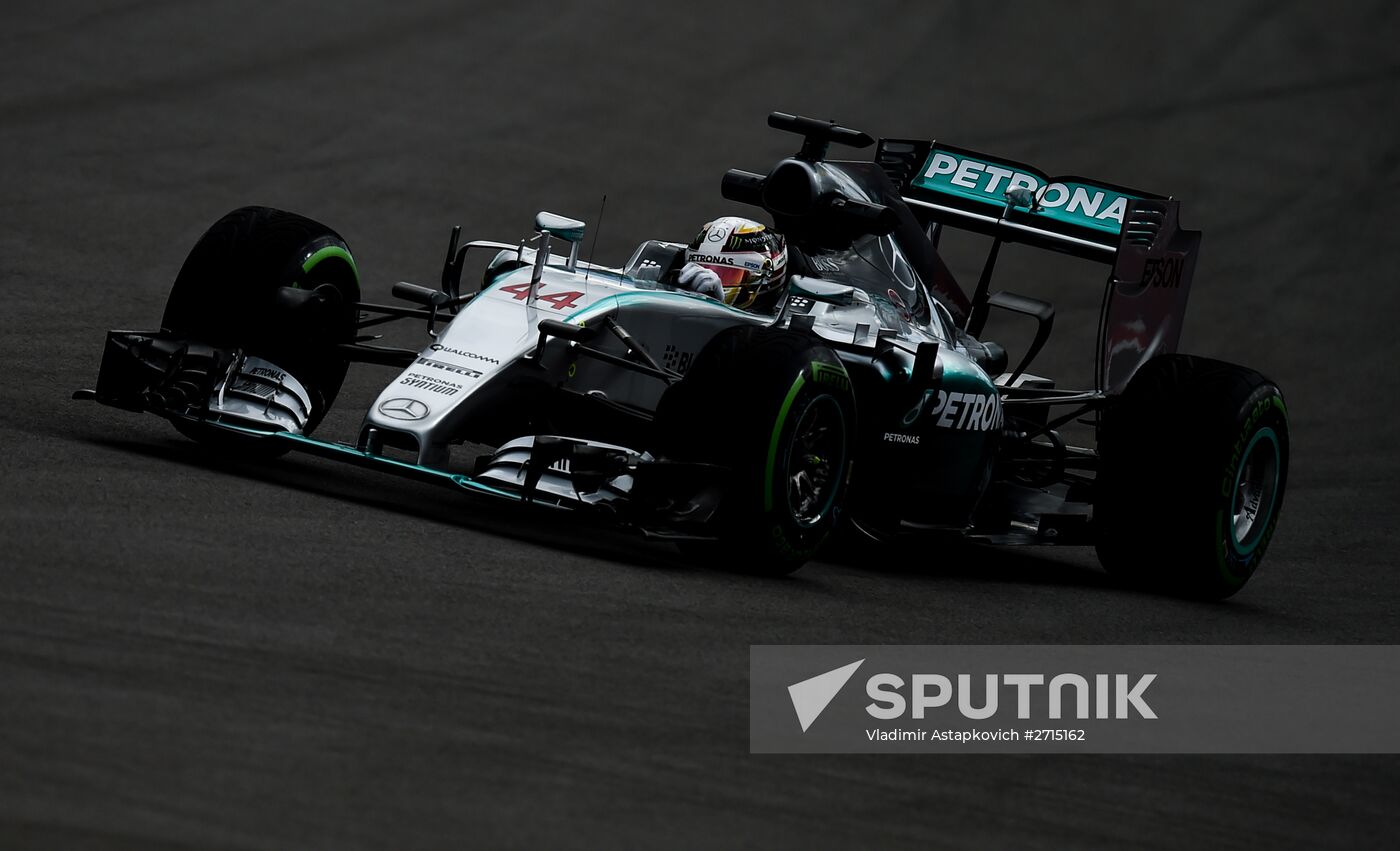 Auto racing. Formula-1. Russian Grand Prix. Free practice