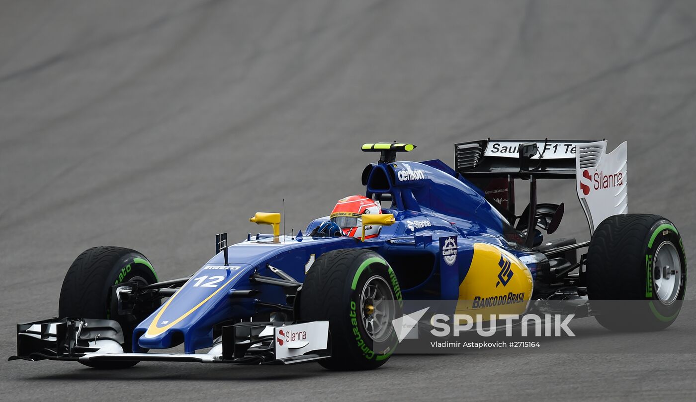 Auto racing. Formula-1. Russian Grand Prix. Free practice
