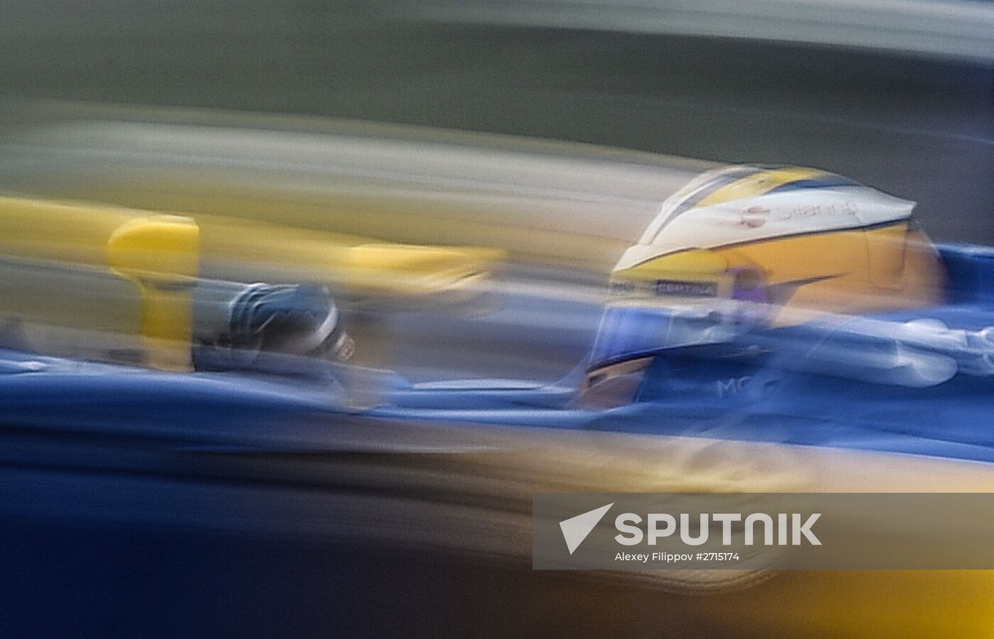 Auto racing. Formula-1. Russian Grand Prix. Free practice