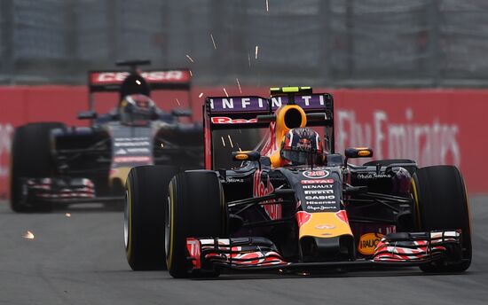 Auto racing. Formula-1. Russian Grand Prix. Free practice