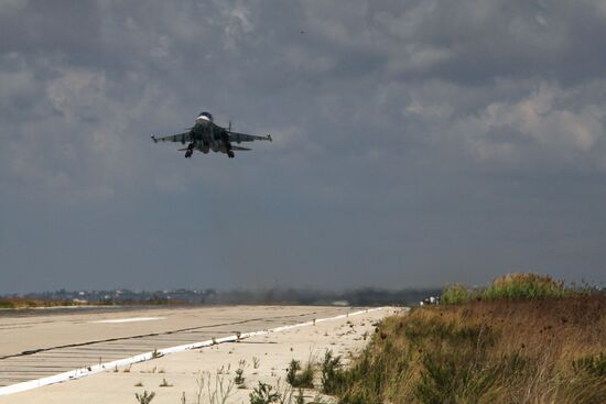 Russian aircraft at Latakia airport