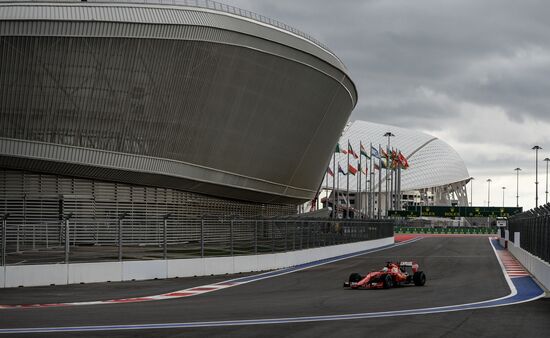 Auto racing. Formula-1. Russian Grand Prix. Free practice