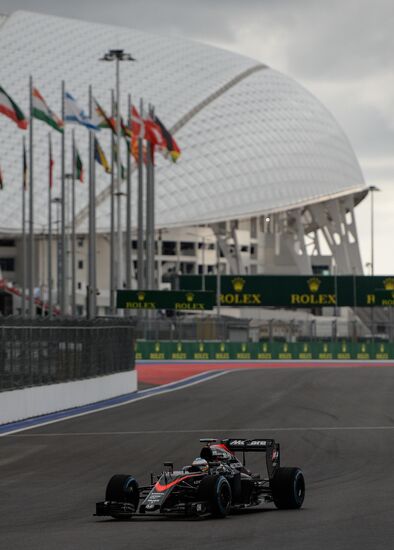 Auto racing. Formula-1. Russian Grand Prix. Free practice