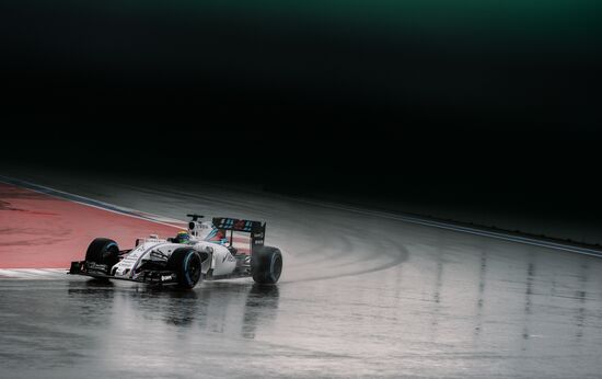 Auto racing. Formula-1. Russian Grand Prix. Free practice