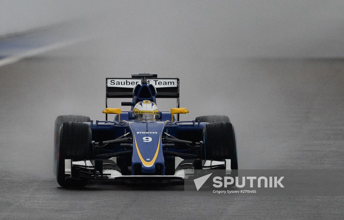 Auto racing. Formula-1. Russian Grand Prix. Free practice