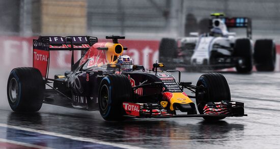 Auto racing. Formula-1. Russian Grand Prix. Free practice