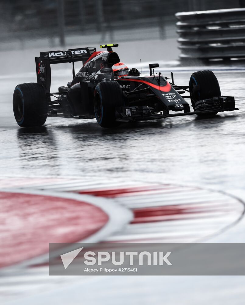Auto racing. Formula-1. Russian Grand Prix. Free practice