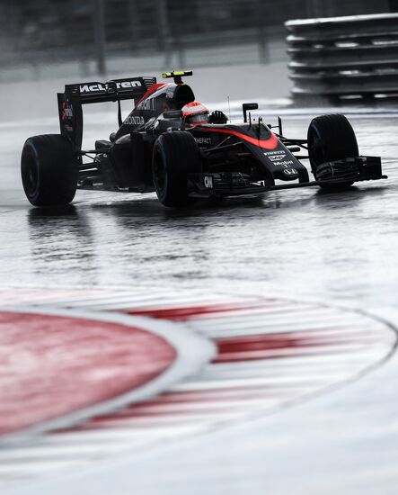 Auto racing. Formula-1. Russian Grand Prix. Free practice