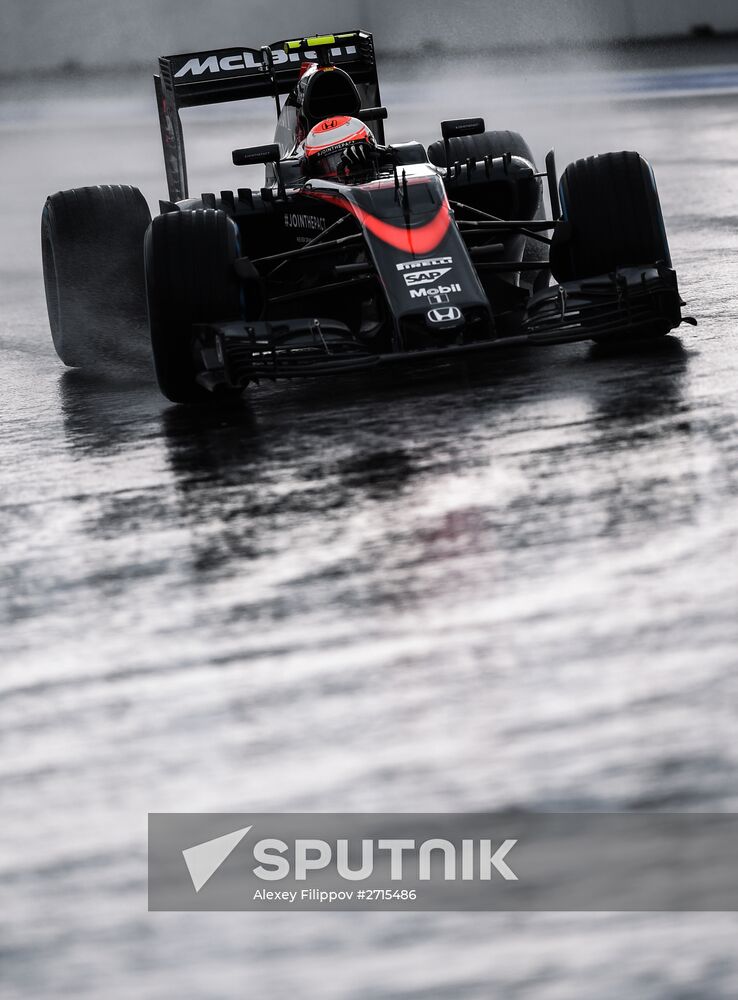 Auto racing. Formula-1. Russian Grand Prix. Free practice