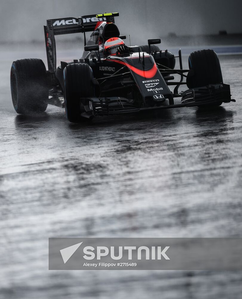 Auto racing. Formula-1. Russian Grand Prix. Free practice