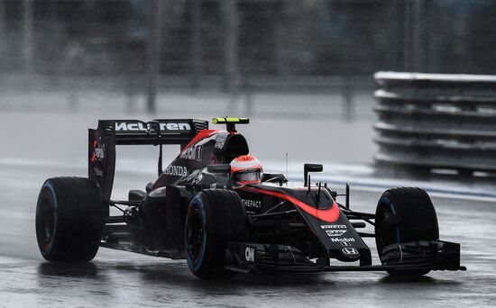 Auto racing. Formula-1. Russian Grand Prix. Free practice