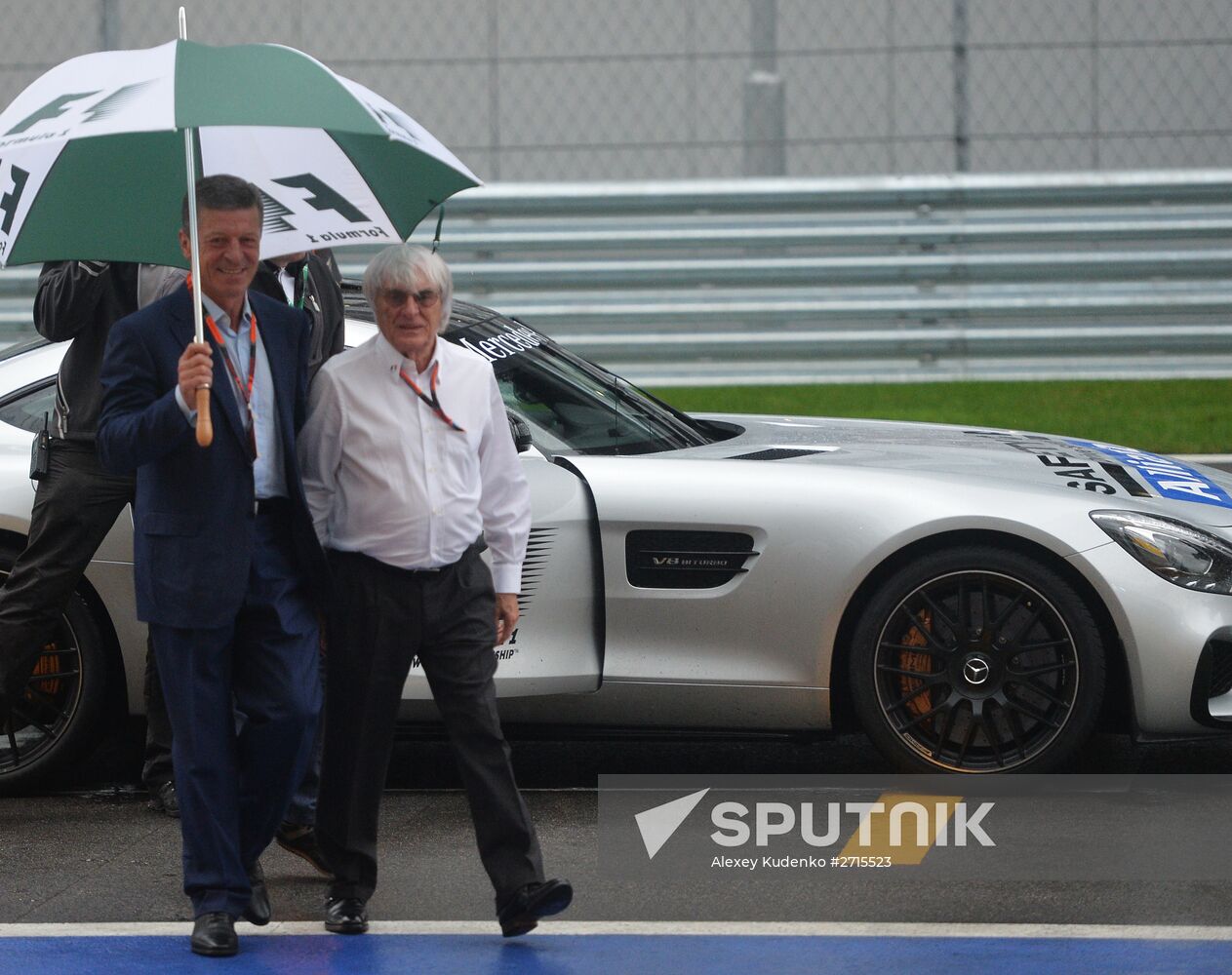 Auto racing. Formula-1. Russian Grand Prix. Free practice