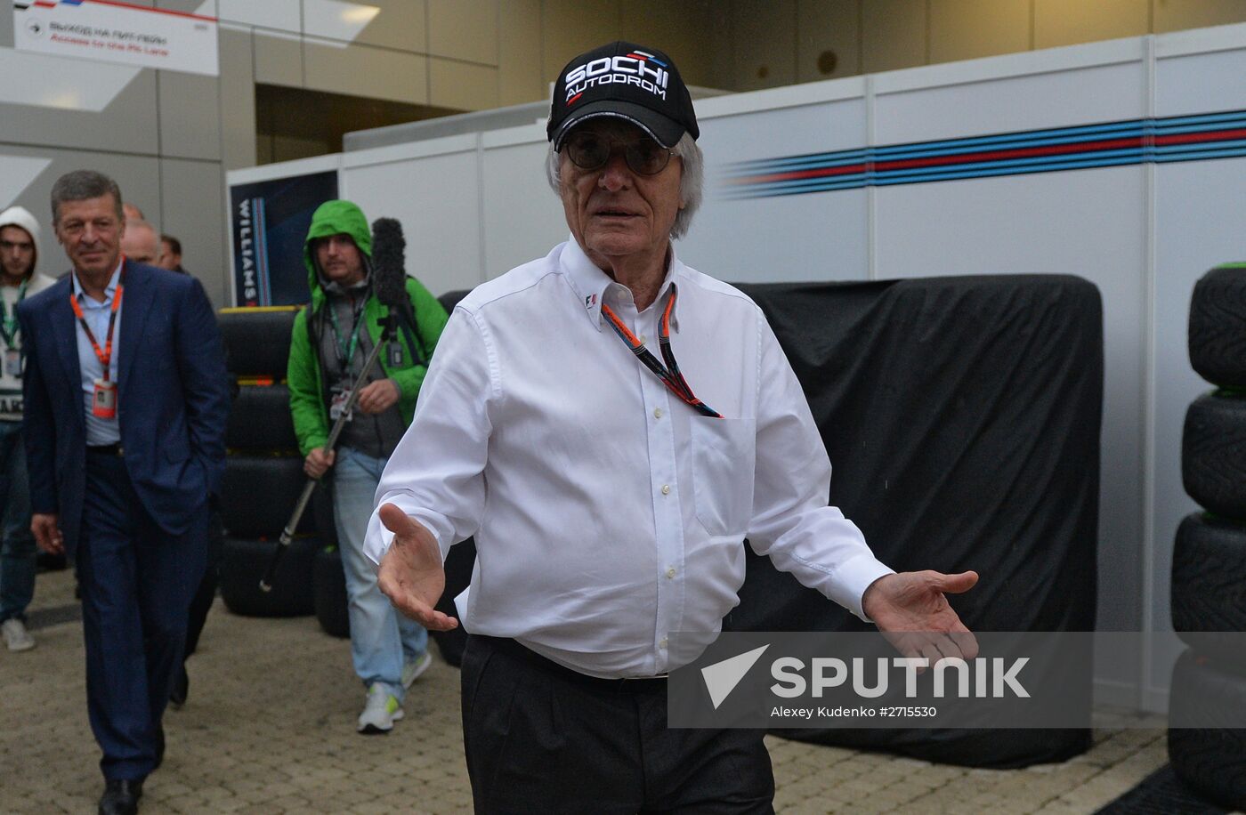 Auto racing. Formula-1. Russian Grand Prix. Free practice