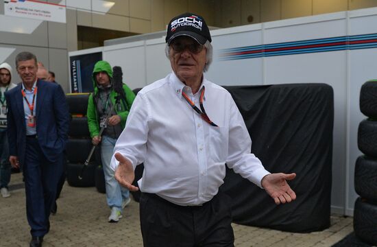 Auto racing. Formula-1. Russian Grand Prix. Free practice