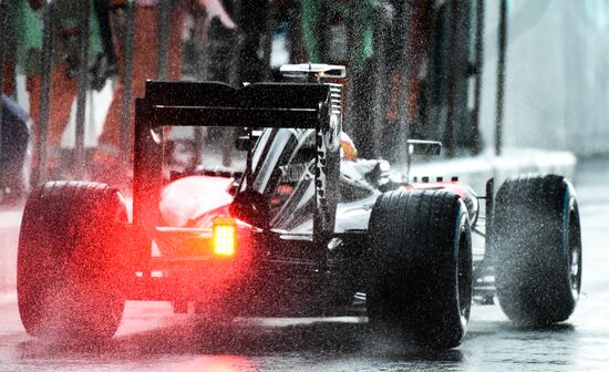 Auto racing. Formula-1. Russian Grand Prix. Free practice