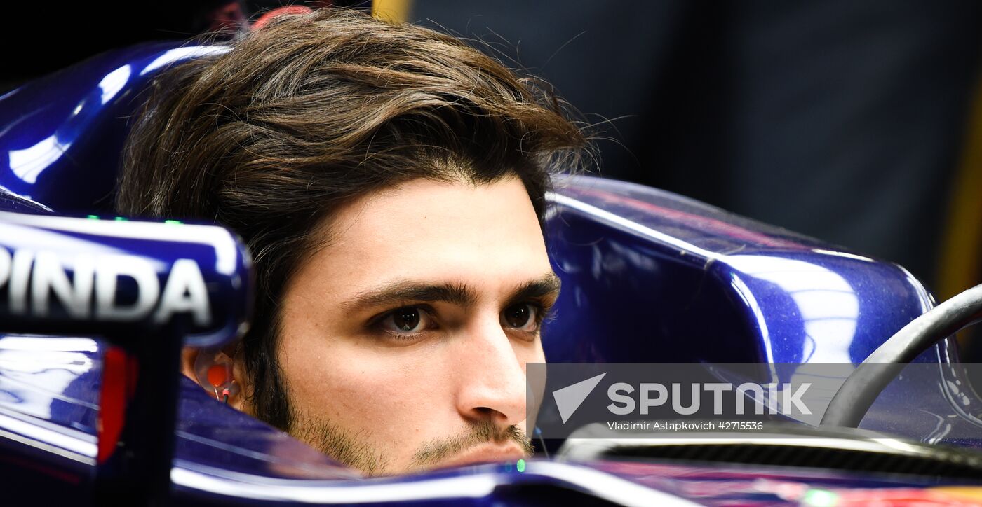 Auto racing. Formula-1. Russian Grand Prix. Free practice