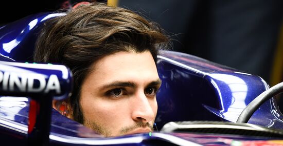 Auto racing. Formula-1. Russian Grand Prix. Free practice