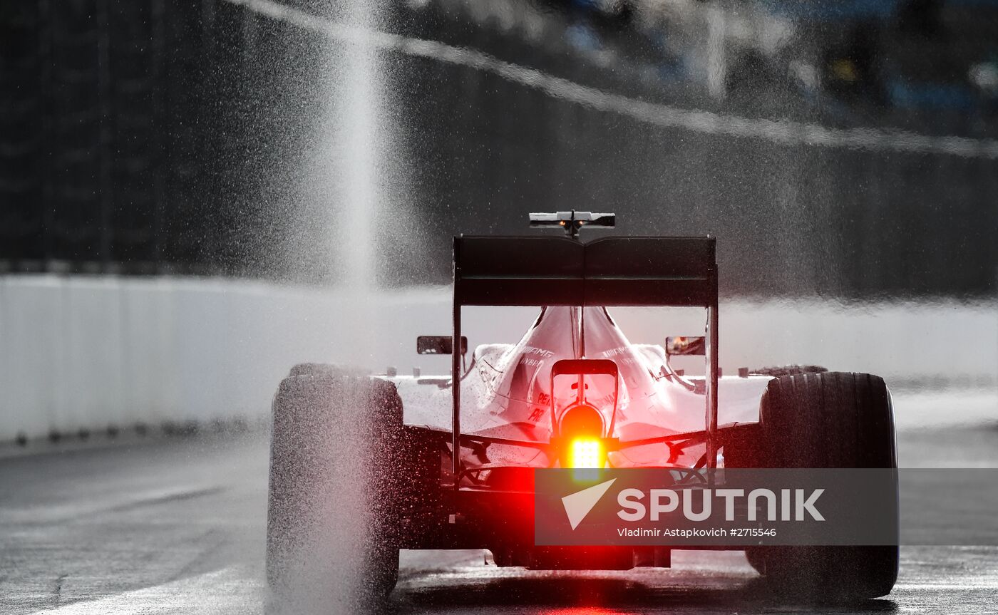 Auto racing. Formula-1. Russian Grand Prix. Free practice