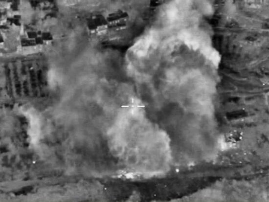Russian Air Force strikes Islamic State positions in Syria