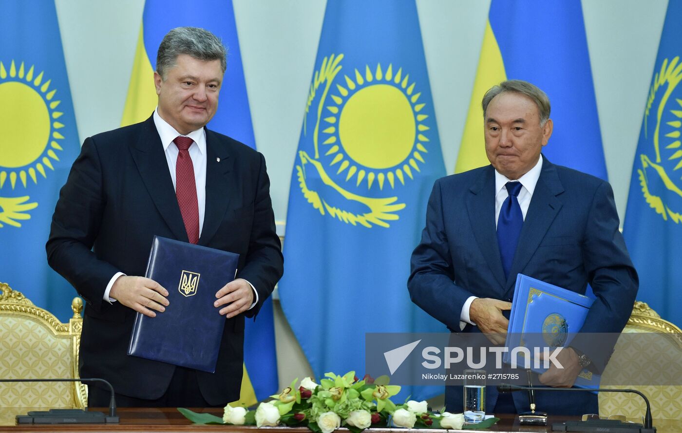 Meeting of Nazarbayev and Poroshenko in Astana