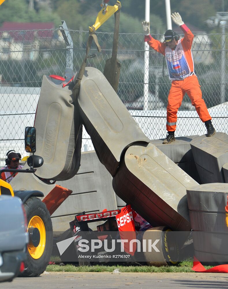 Car racing. 2015 Formula 1 Russian Grand Prix. Practice 3