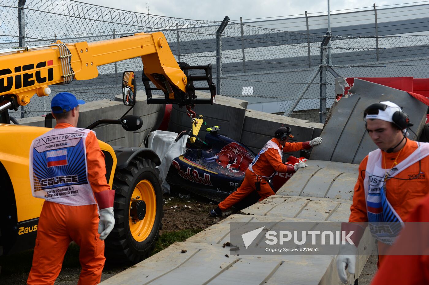 Car racing. 2015 Formula 1 Russian Grand Prix. Practice 3