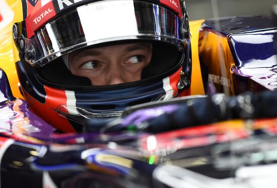 Car racing. 2015 Formula 1 Russian Grand Prix. Practice 3