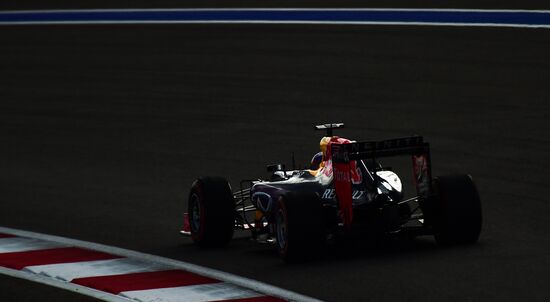 Car racing. 2015 Formula One Russian Grand Prix. Qualifying