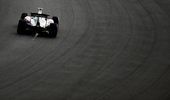 Car racing. 2015 Formula One Russian Grand Prix. Qualifying