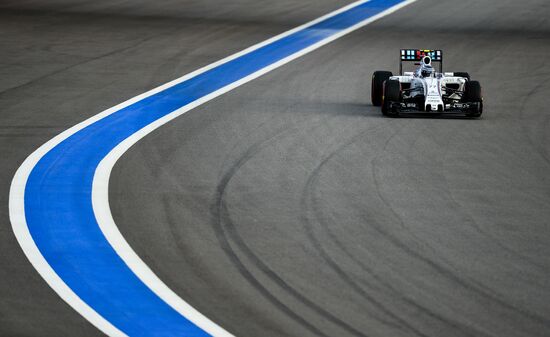 Car racing. 2015 Formula One Russian Grand Prix. Qualifying