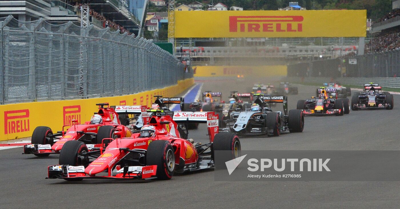 Car racing. 2015 Formula 1 Russian Grand Prix. Race