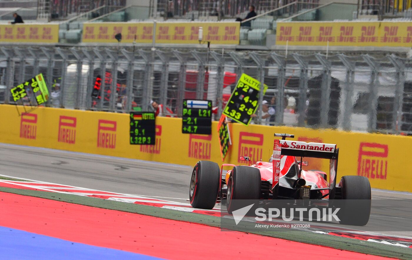 Car racing. 2015 Formula 1 Racing Grand Prix. Race