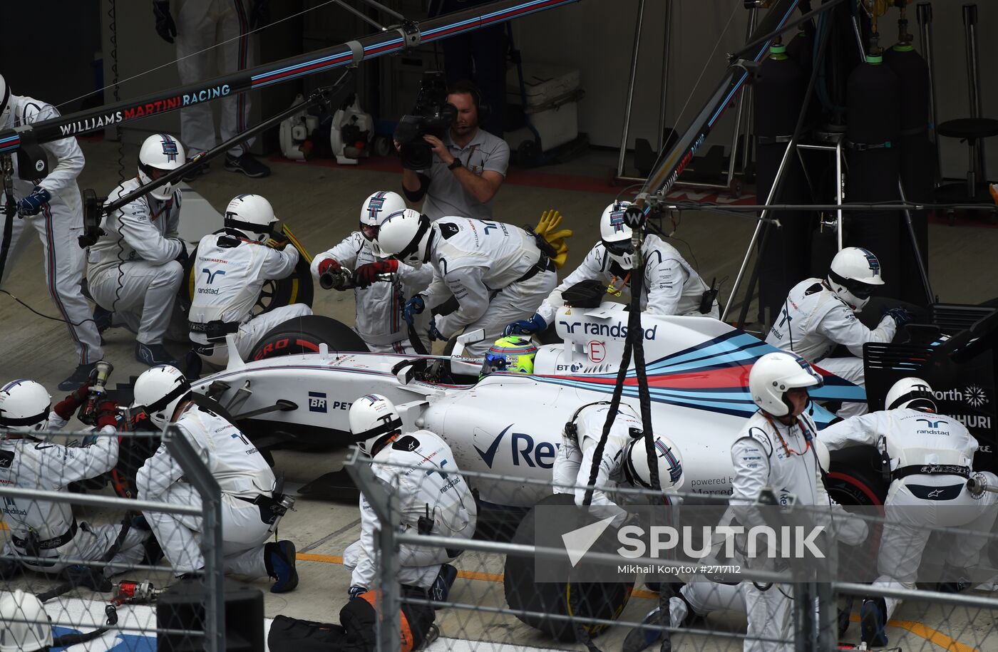 Car racing. 2015 Formula 1 Russian Grand Prix. Race