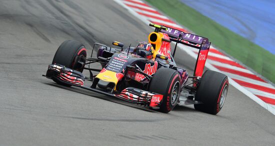 Car racing. 2015 Formula 1 Racing Grand Prix. Race