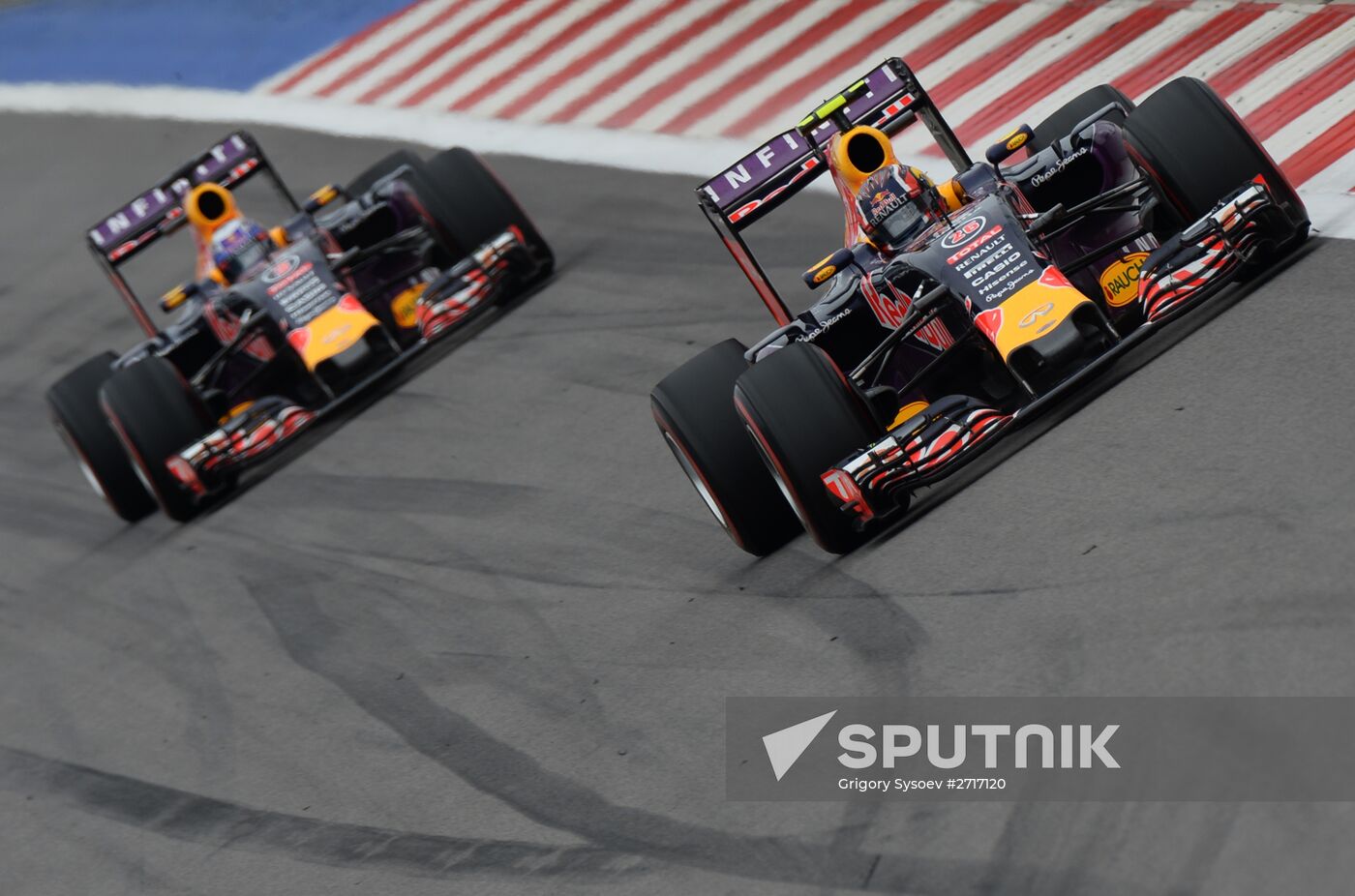 Car racing. 2015 Formula 1 Russian Grand Prix. Race