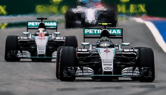 Car racing. 2015 Formula 1 Russian Grand Prix. Race