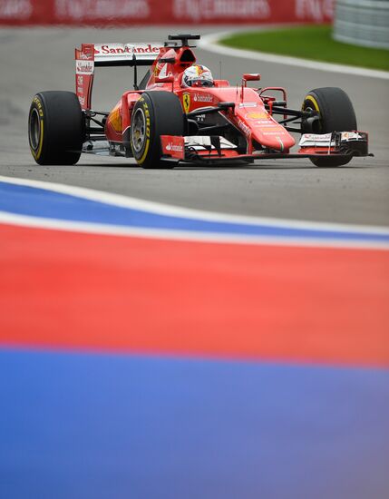 Auto racing. Formula 1. Russian Grand Prix. Race