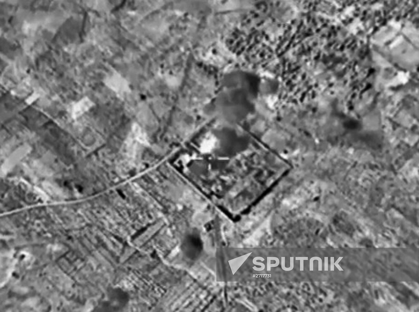 Russian Air Force bombs Islamic State training camps in Syria