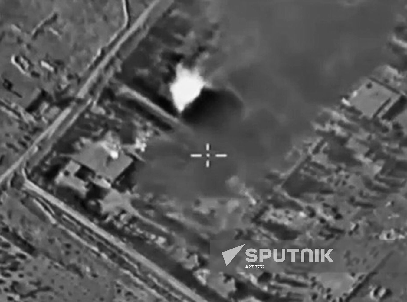 Russian Air Force bombs Islamic State training camps in Syria