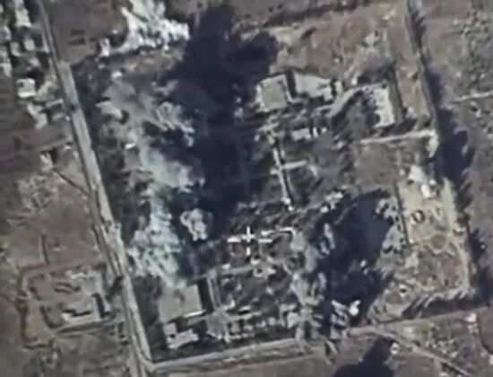 Russian Air Force bombs Islamic State training camps in Syria