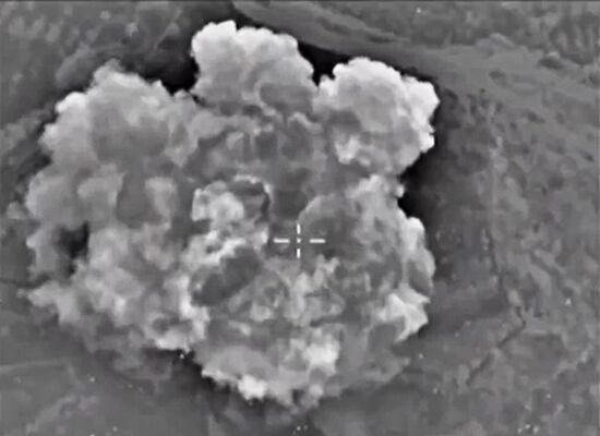Russian Air Force bombs Islamic State training camps in Syria