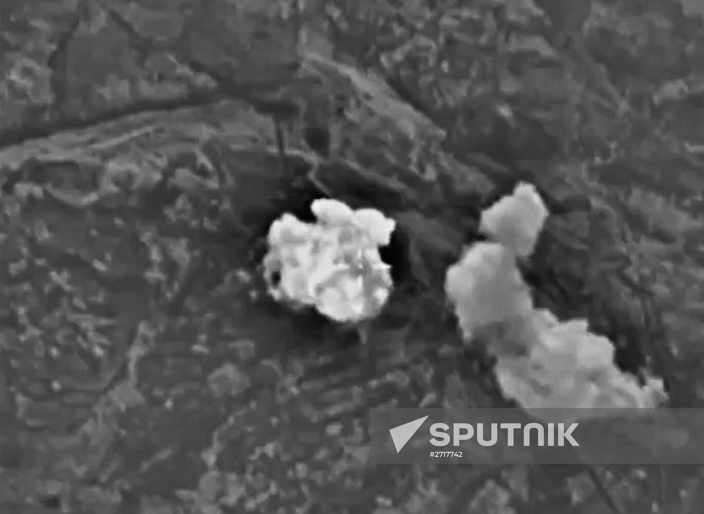 Russian Air Force bombs Islamic State training camps in Syria